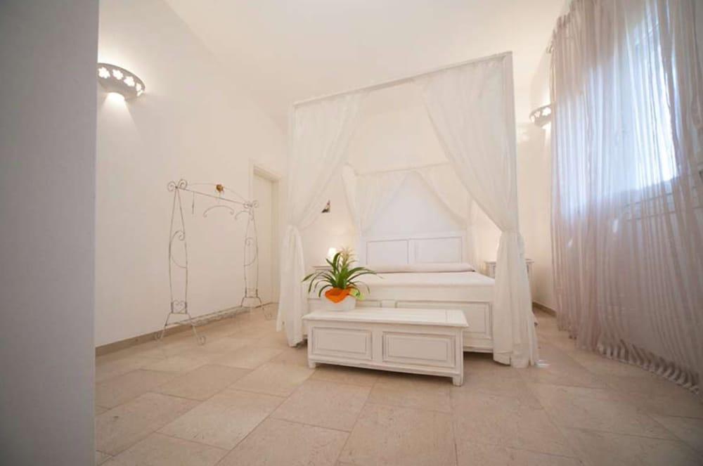 Antica Masseria Ficazzana - Tenuta Марина-ді-Песколузе Екстер'єр фото