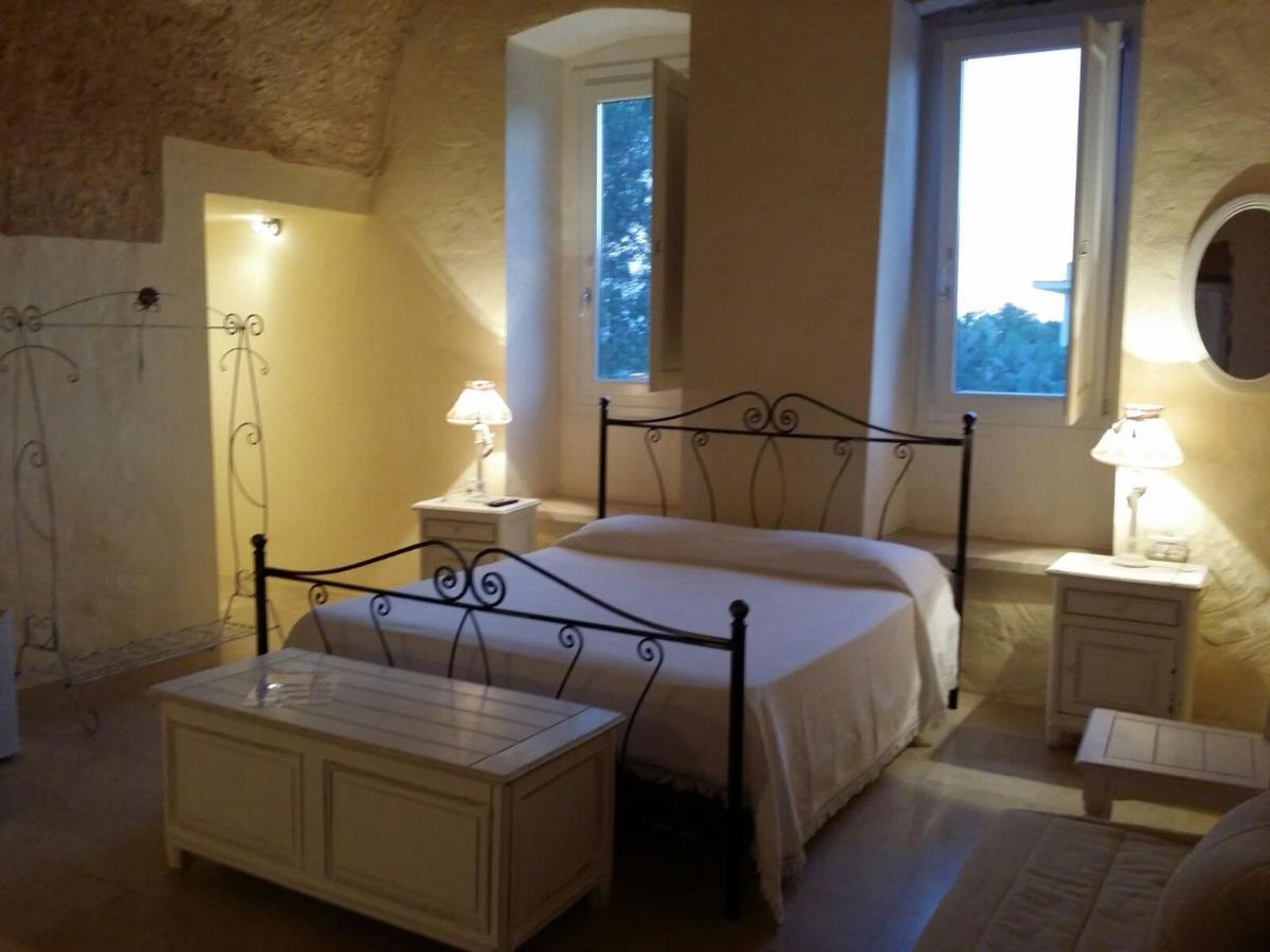 Antica Masseria Ficazzana - Tenuta Марина-ді-Песколузе Екстер'єр фото