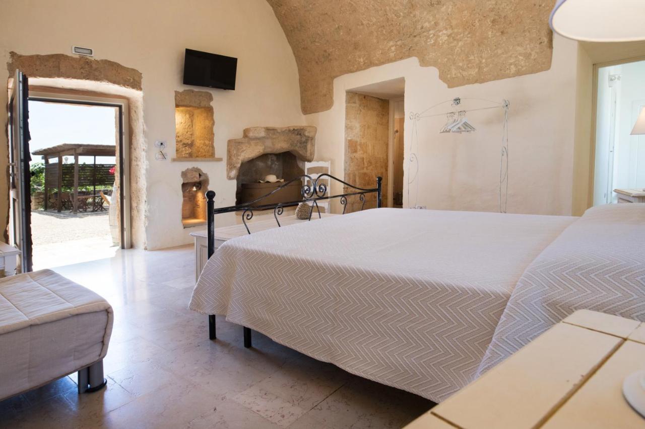 Antica Masseria Ficazzana - Tenuta Марина-ді-Песколузе Екстер'єр фото