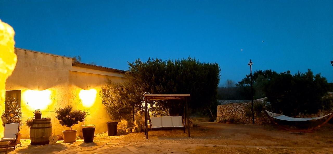 Antica Masseria Ficazzana - Tenuta Марина-ді-Песколузе Екстер'єр фото