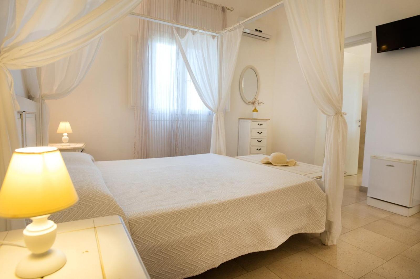 Antica Masseria Ficazzana - Tenuta Марина-ді-Песколузе Екстер'єр фото